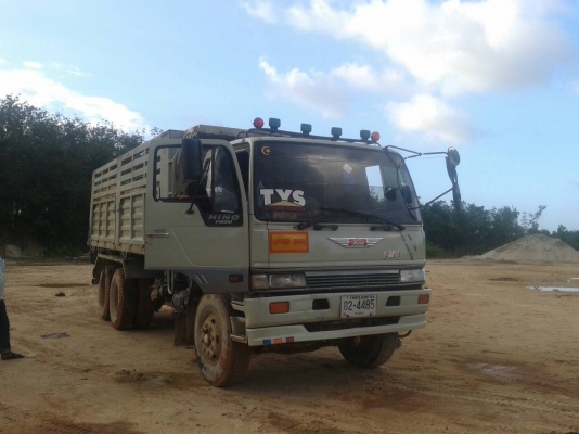 ขายรถบรรทุก 10 ล้อดัมพ์ HINO FM3M 240 แรงม้า เกียร์ธรรมดา เครื่อง M10U ราคา 820000