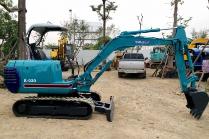 ขายรถแม็คโคร KUBOTA K-030 (เทียบเท่าPC30-7) เก่านอกไม่เคยผ่านการใช้งานในไทย ติดต่อ 086-775-7900 086-324-1992