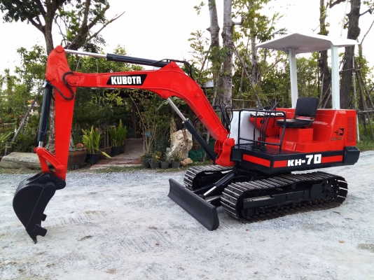 ขายแม็คโคร KUBOTA KH-70 (เทียบเท่าPC30) นำเข้าจากญี่ปุ่น ติดต่อ 086-775-7900, 086-324-1992 ขายแม็คโคร KUBOTA KH-70 (เทียบเท่าPC30) นำเข้าจากญี่ปุ่น ติดต่อ 086-775-7900, 086-324-1992