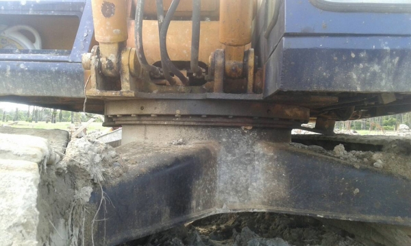 ขายรถแบคโฮ KOMATSU PC120-3 ราคา 300000