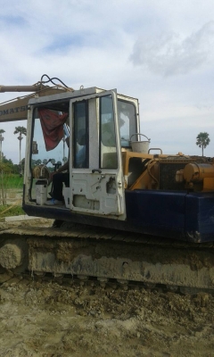 ขายรถแบคโฮ KOMATSU PC120-3 ราคา 300000