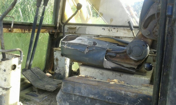 ขายรถแบคโฮ KOMATSU PC120-3 ราคา 300000