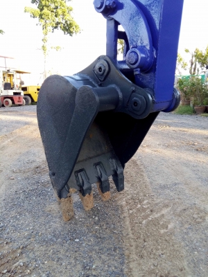 ขายรถแม็คโค AIRMAN AX33u (เหมือนฮิตาชิ EX30) นำเข้าจากญี่ปุ่น ติดต่อ 086-775-7900 086-324-1992