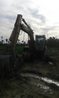 ขายรถแบคโฮ KOMATSU PC120-3 ราคา 400000