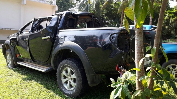 ขายรถกระบะ 4WD MITSUBICHI TRITON 4 ประตู ปี 2006 ออโต้โฟวิน เล่มทะเบียนพร้อม ราคา 150000