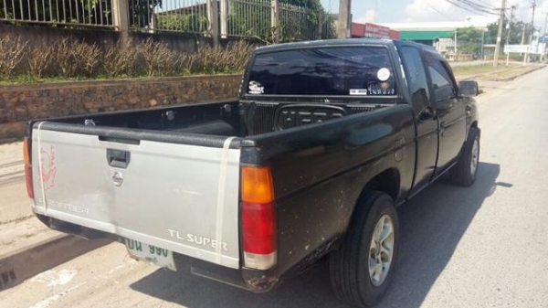 ขายบิ๊กMตอนครึ่งปี94ไม่เวอร์เครื่องดีมากกระจกไฟฟ้าขับดีแอร์เย็นทะเบียนไม่ขาด59