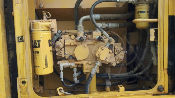 ขายรถแบคโฮ CAT 315D 8000 ชม.เอกสารอินวอย ราคา 1700000