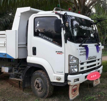 รถดั๊ม 6 ล้อยี่ห้ออีซูซุ รุ่น FRR ขนาด 190 แรงม้า รถดั๊ม 6 ล้อยี่ห้ออีซูซุ รุ่น FRR ขนาด 190 แรงม้า