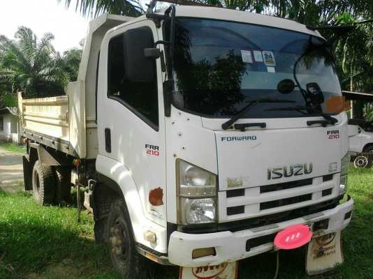 รถดั๊มอีซูซุ รุ่น FRR ขนาด 210 แรงม้า