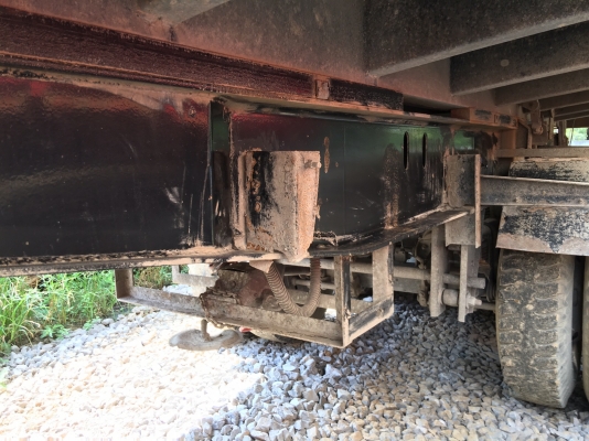 รถมิตซู 10 ล้อดั้ม FN527 - TF  220 แรงม้า.  ปี 38.  ( ขาย แม่ , ลูก. )    สนใจติดต่อ  081 - 6079515