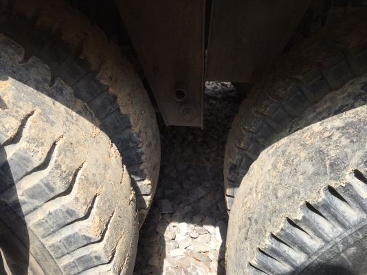 รถมิตซู 10 ล้อดั้ม FN527 - TF  220 แรงม้า.  ปี 38.  ( ขาย แม่ , ลูก. )    สนใจติดต่อ  081 - 6079515