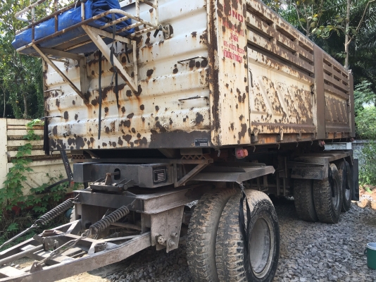 รถมิตซู 10 ล้อดั้ม FN527 - TF  220 แรงม้า.  ปี 38.  ( ขาย แม่ , ลูก. )    สนใจติดต่อ  081 - 6079515