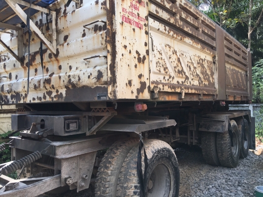 รถมิตซู 10 ล้อดั้ม FN527 - TF  220 แรงม้า.  ปี 38.  ( ขาย แม่ , ลูก. )    สนใจติดต่อ  081 - 6079515