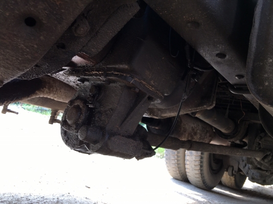 รถมิตซู 10 ล้อดั้ม FN527 - TF  220 แรงม้า.  ปี 38.     สนใจติดต่อ  081 - 6079515