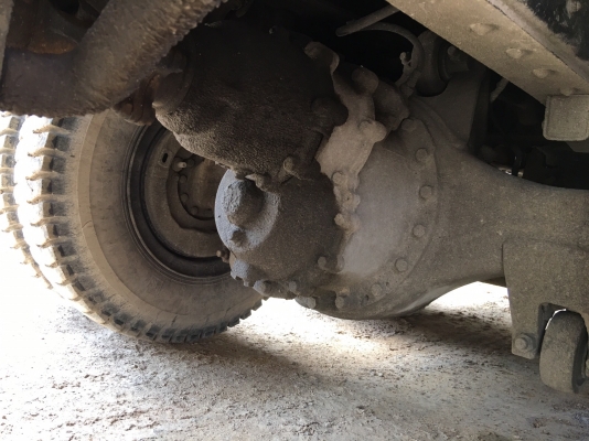 รถมิตซู 10 ล้อดั้ม FN527 - TF  220 แรงม้า.  ปี 38.     สนใจติดต่อ  081 - 6079515