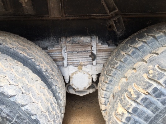 รถมิตซู 10 ล้อดั้ม FN527 - TF  220 แรงม้า.  ปี 38.     สนใจติดต่อ  081 - 6079515