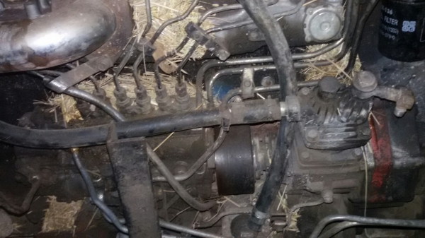 ขายเครื่องอีซูสุ6he1ข้อเวียงขาดอย่างอื่นปรกติ