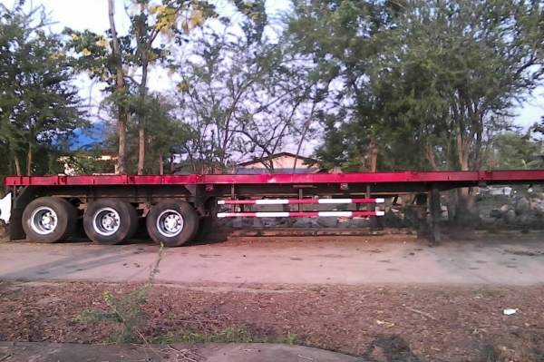 ด่วนขายดาวน์หางพื้นเรียบ 3เพลา พนัส