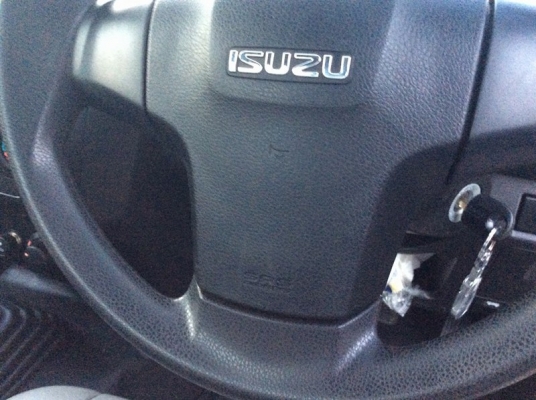 ISUZU กระบะ 4WDสวยจัด มือเดียว ป้ายแดง