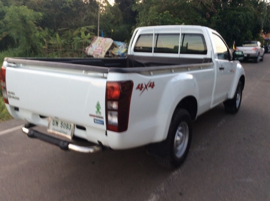 ISUZU กระบะ 4WDสวยจัด มือเดียว ป้ายแดง