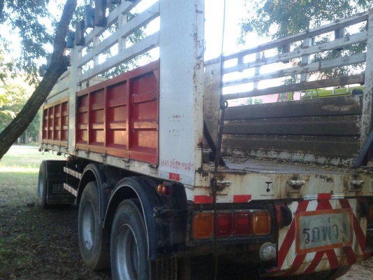 ลูกพ่วง 3 เพลา 7 เมตร พร้อมโอนครับ