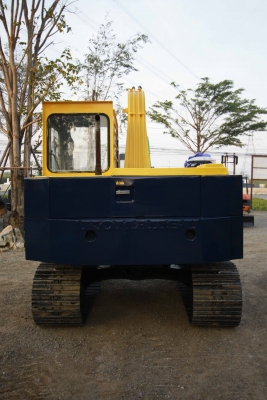 รถเเม็คโคร KOMATSU PC60-2 มี VDO ทดลองขับให้ดู ยังไม่เคยใช้งานในเมืองไทย ติดต่อ 086-775-7900, 086-324-1992