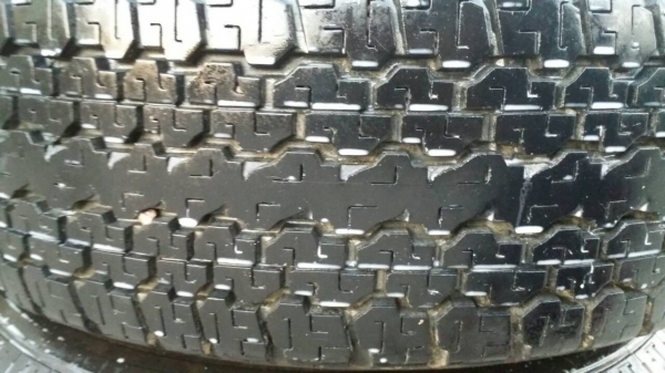 ล้อ isuzu ขอบ 16 พร้อมยางปี 14 ชุดล่ะ 11,500