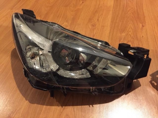 ไฟหน้า Mazda2 Led Japan