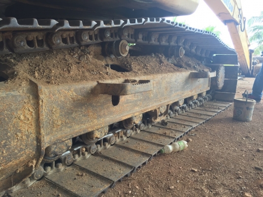 รถขุด PC200-8C80524 ปี2007 ทำงานประมาณ15000.ชม เอกสารเล่มทะเบียน