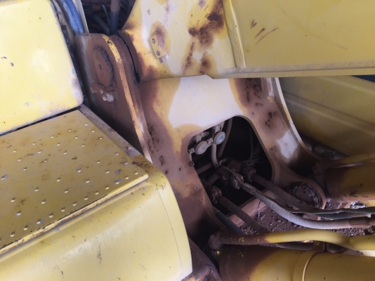 รถขุด PC200-8C80524 ปี2007 ทำงานประมาณ15000.ชม เอกสารเล่มทะเบียน