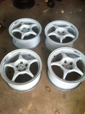 ขายล้อขอบ 17 กว้าง8-9   5รู114  6ชุดครับ