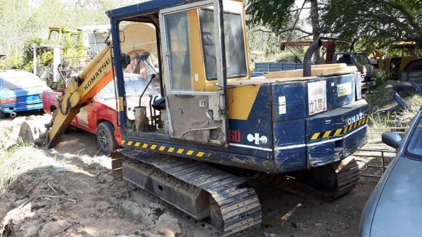 ขายรถขุดแบ็คโค komatsu Pc60-3 เอกสารใบอินวอยซ์ เก่านอก ตัวเดินไฮดราท สภาพพร้อมใช้งานช่วงล่างดี บูมสวย ขายรถขุดแบ็คโค komatsu Pc60-3 เอกสารใบอินวอยซ์ เก่านอก ตัวเดินไฮดราท สภาพพร้อมใช้งานช่วงล่างดี บูมสวย