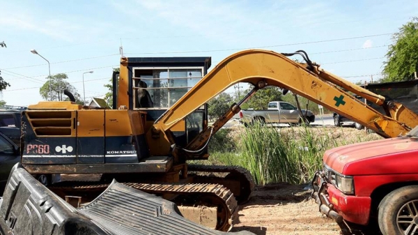 ขายรถขุดแบ็คโค komatsu Pc60-3 เอกสารใบอินวอยซ์ เก่านอก ตัวเดินไฮดราท สภาพพร้อมใช้งานช่วงล่างดี บูมสวย ขายรถขุดแบ็คโค komatsu Pc60-3 เอกสารใบอินวอยซ์ เก่านอก ตัวเดินไฮดราท สภาพพร้อมใช้งานช่วงล่างดี บูมสวย