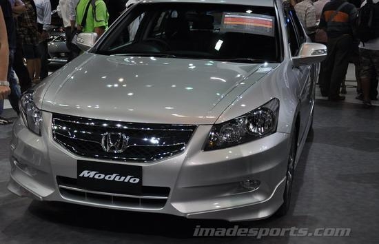 กระจังหน้า Accrod G8 Modulo (MC) กระจังหน้า Accrod G8 Modulo (MC)