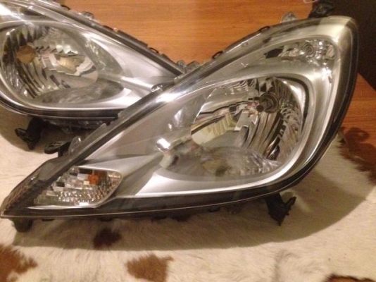 ไฟหน้า Honda jazz mc