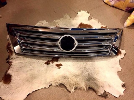 กระจังหน้า Nissan Teana