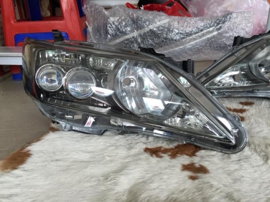 ไฟหน้า Camry Hybrid