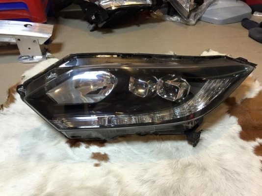 ไฟหน้า HR-V TOP EL