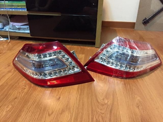 ไฟท้าย Nissan Teana J32 TOP