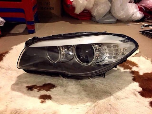 ไฟหน้า Bmw series 5 F10 รุ่นไม่เลี้ยวตาม