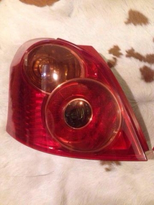 ไฟท้าย Yaris RS โดนัท