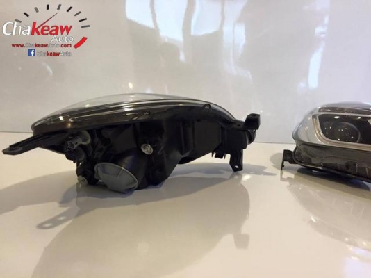 ไฟหน้า Mobilio Rs ไฟหน้า Mobilio Rs