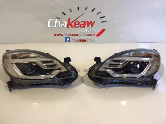 ไฟหน้า Mobilio Rs