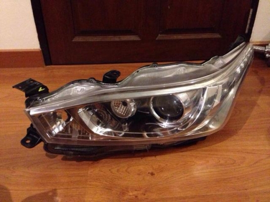 ไฟหน้า yaris projector ไฟหน้า yaris projector