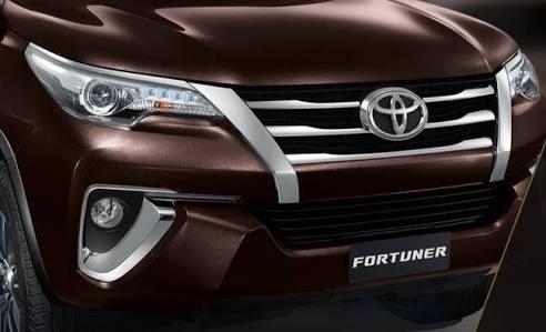 ไฟหน้า Toyota Fortuner 2016