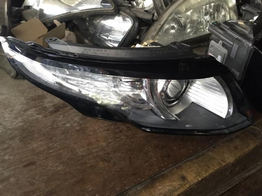 ไฟหน้า Land Rover Evoque 4 door