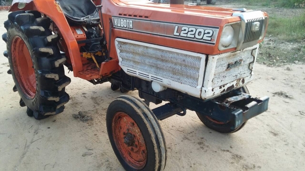 ขอบคุน ผู้ใหญ่ขมิ้น พิษณุโลกครับ ขายรถไถคูโบต้าข้างขาว L2202-22แรง พร้อมโรตารี่ตีดิน