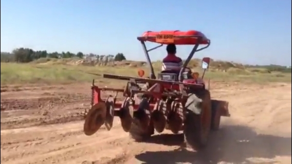 รถไถ KUBOTA L3608 (ราคา248,000บาท) มีภาพวีดีโอ สภาพพร้อมใช้งานรถสวยสภาพเดิมๆ พร้อมอุปกรณ์ 2 รายการ ผ รถไถ KUBOTA L3608 (ราคา248,000บาท) มีภาพวีดีโอ สภาพพร้อมใช้งานรถสวยสภาพเดิมๆ พร้อมอุปกรณ์ 2 รายการ ผ