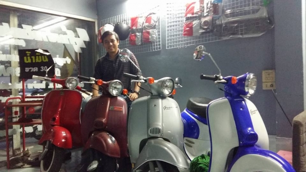 ป๊อบน่ารักๆ Honda Giorno 50cc สีครีมสวยๆ สตาร์มือและเท้า