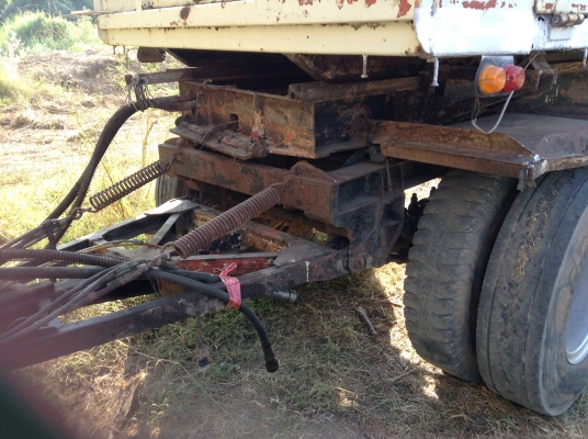 ขายหางพ่วงสองเพลาดั้มสภาพดี